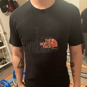Northface tee